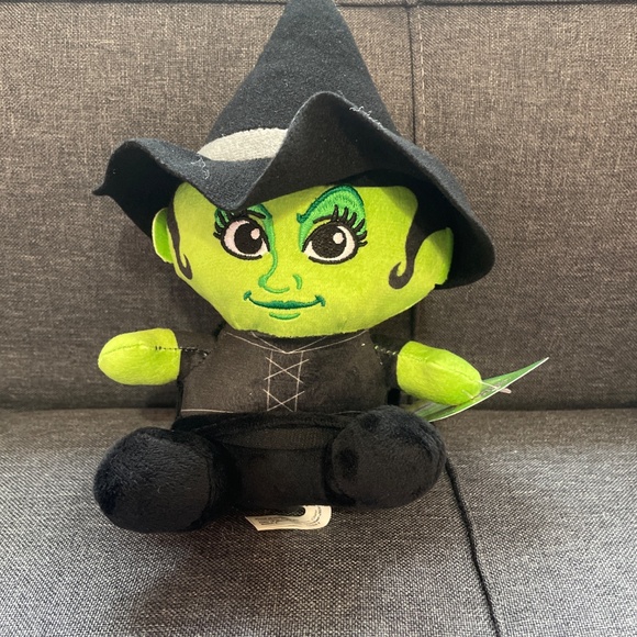 NWT Wicked Plush Set - Picture 2 of 6
